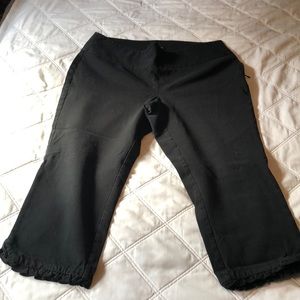 INC Stretch Capri Ruffle Hem